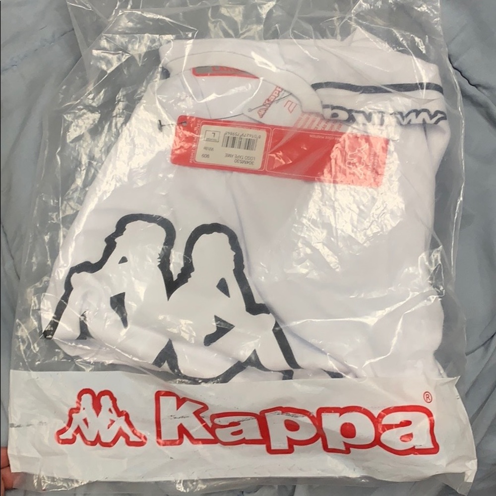 Women’s kappa white t-shirt NEW with tags-large